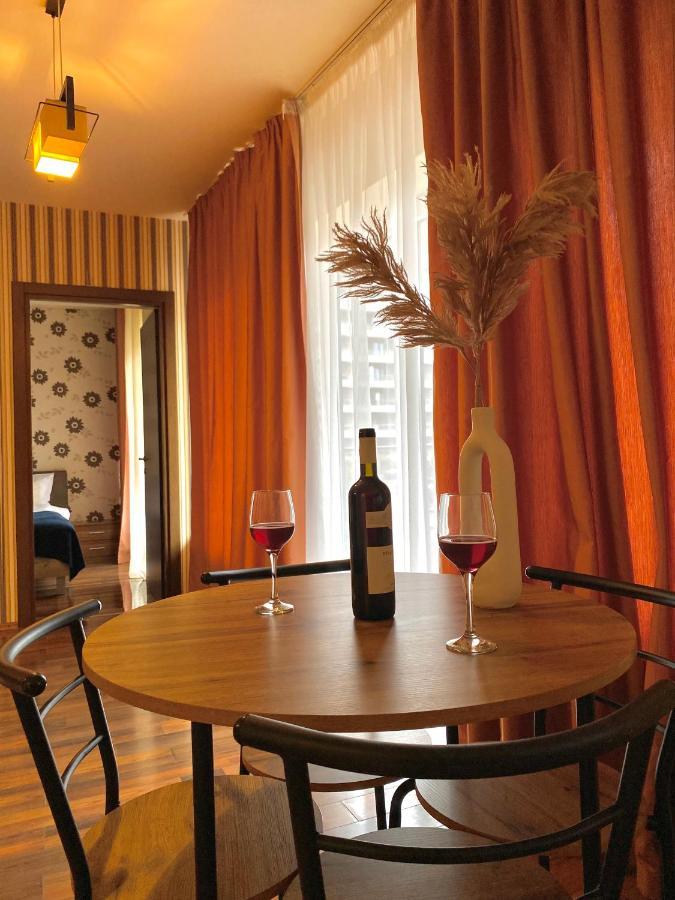 Eclipse Apartment Free Parking Cluj Napoca Bagian luar foto